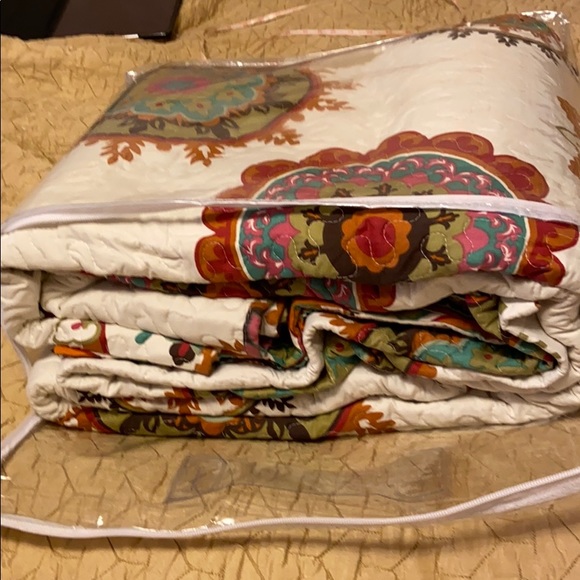 Royal Tradition Julia-Warm coverlet/quilt - Picture 5 of 7